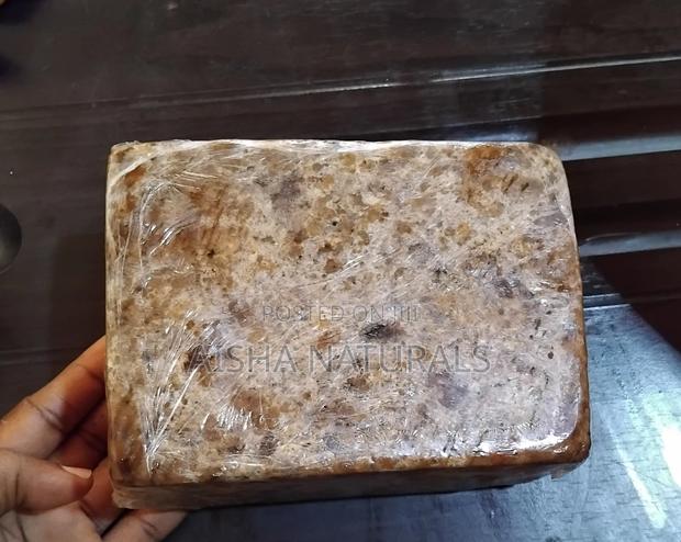 African Black Soap 1kg Bar · Photo 2