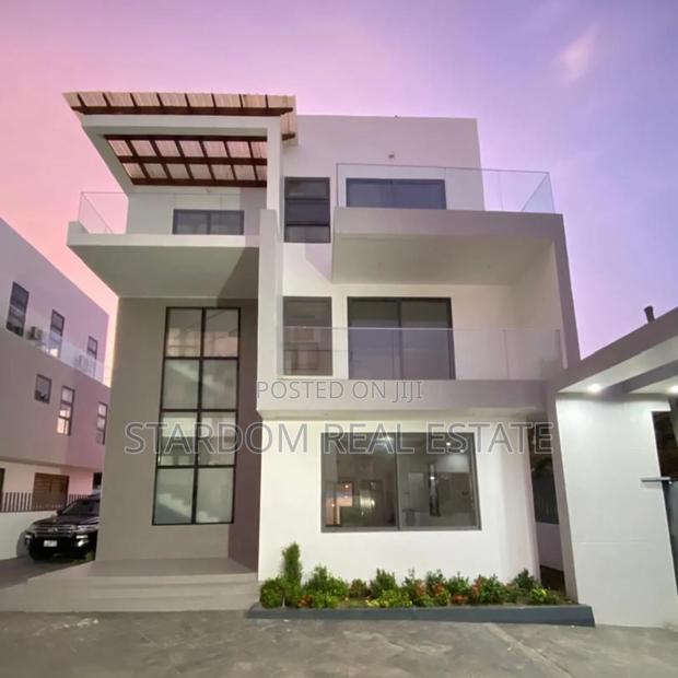 5bdrm Townhouse / Terrace in Cantonments for rent · Photo 8