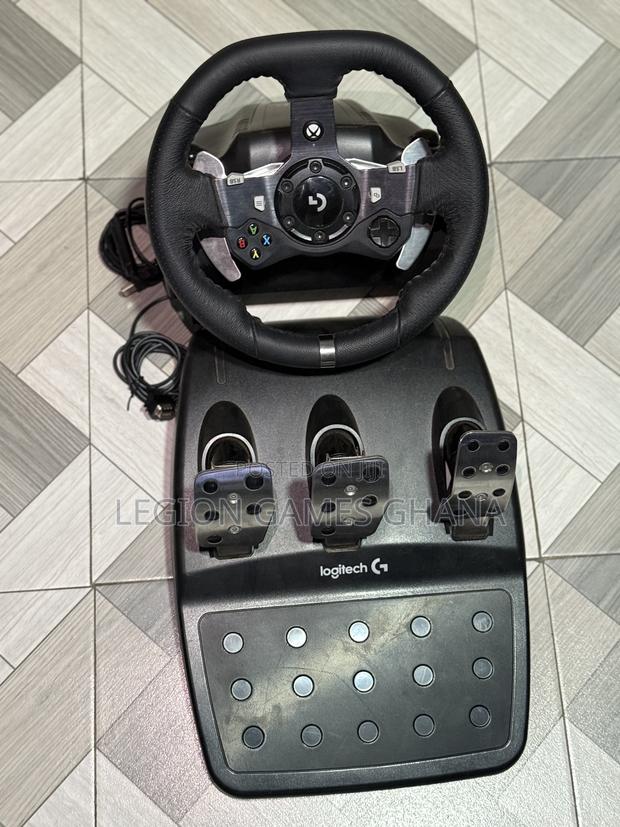 Logitech G920 for PC and Xbox Series · Photo 5