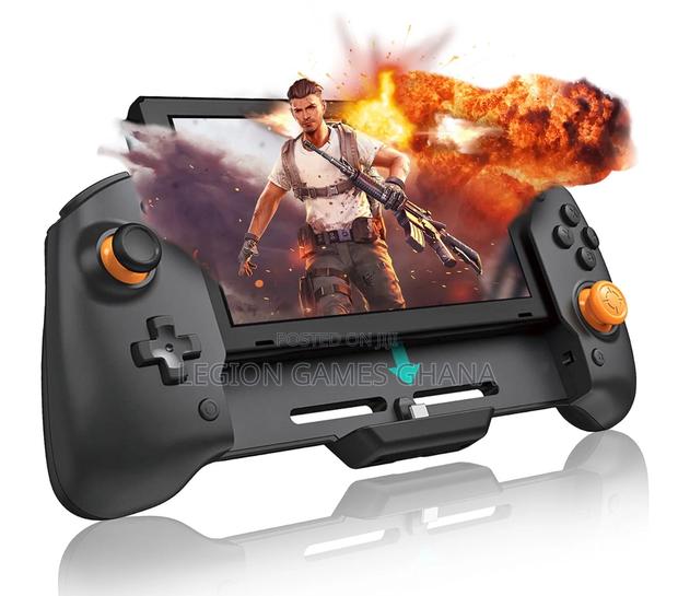 Nintendo Switch Pro Controller · Photo 2