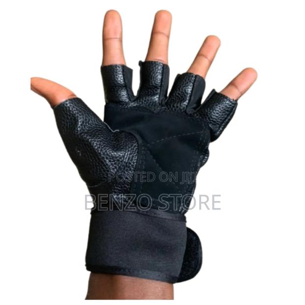 Original Leather Hand Gloves For Gym, Military And Riding · Photo 2