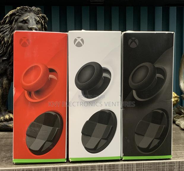 Xbox Series X S Controller · Photo 3