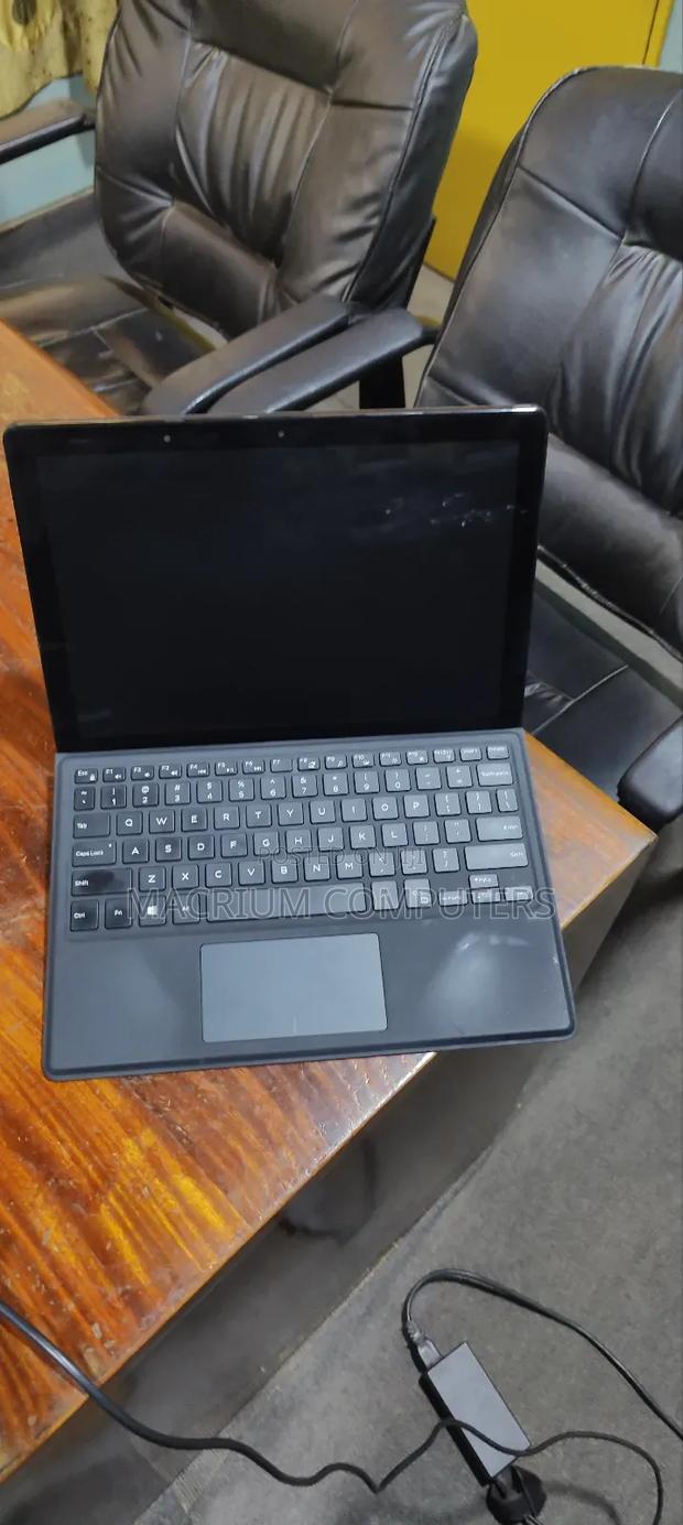 Laptop Dell Latitude 5290 8GB Intel Core i5 SSD 256GB · Photo 1