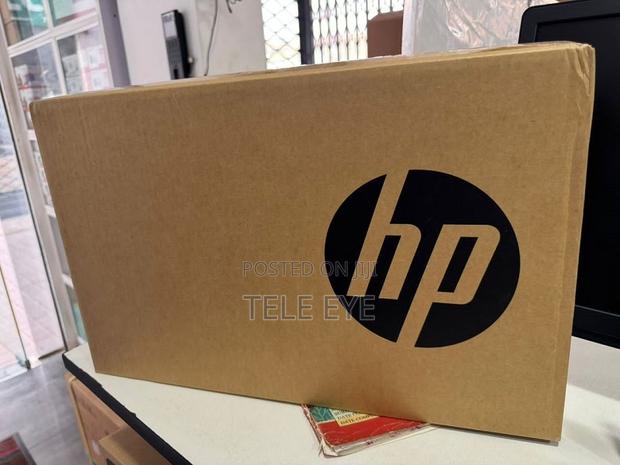 New Laptop HP 8GB Intel Core I3 SSD 256GB · Photo 1
