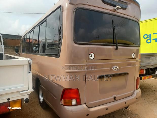 New Hyundai County 2013 Brown · Photo 3