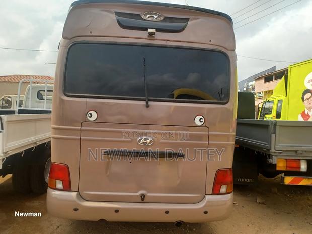 New Hyundai County 2013 Brown · Photo 4