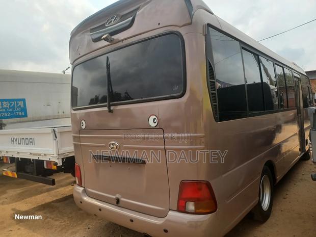 New Hyundai County 2013 Brown · Photo 5