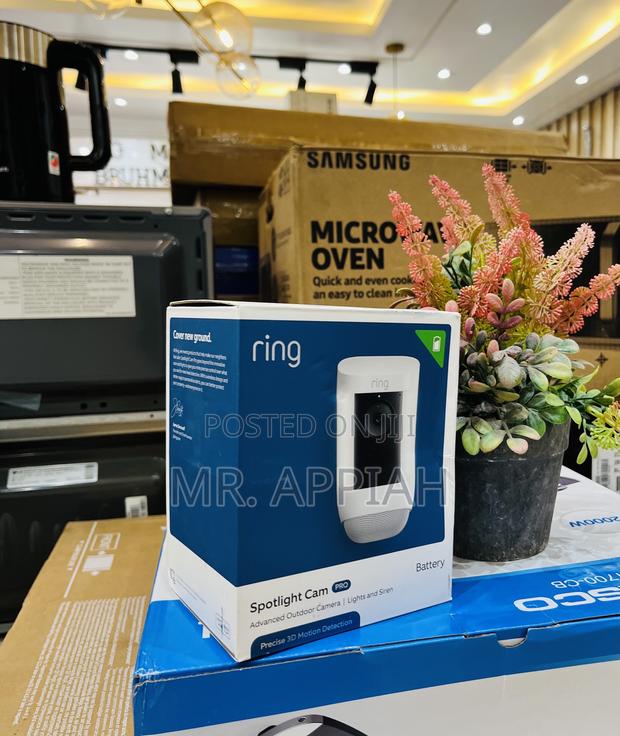Purchase Original Ring Sportlight Cam Pro · Photo 1