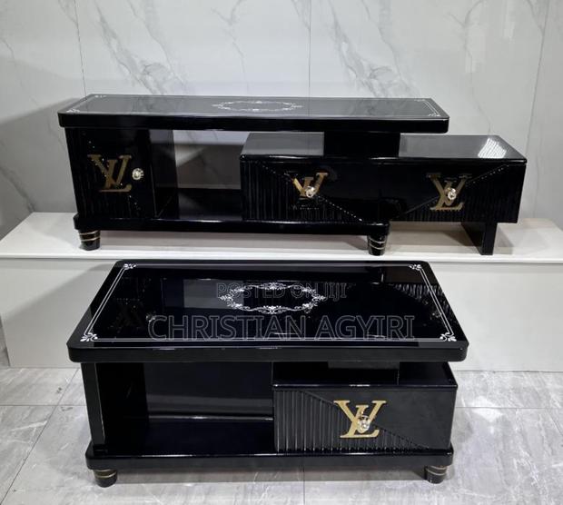 TV Stand and Center Table · Photo 4