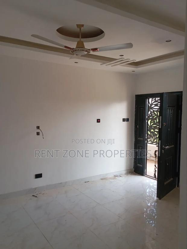 2bdrm Apartment in Rent Zone Properties, Pokuase for rent · Photo 3