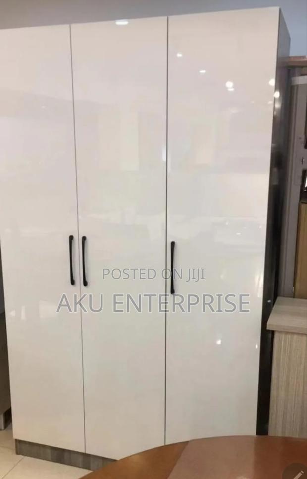 3 in 1 Wooden Wardrobe Modern · Photo 1
