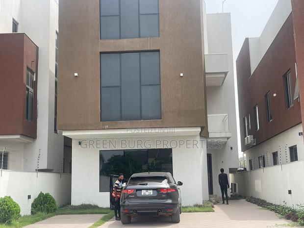 5bdrm House in East Legon for rent · Photo 5