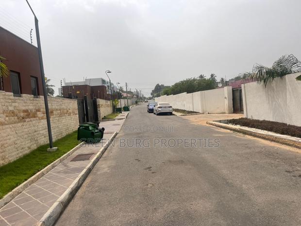 5bdrm House in East Legon for rent · Photo 6