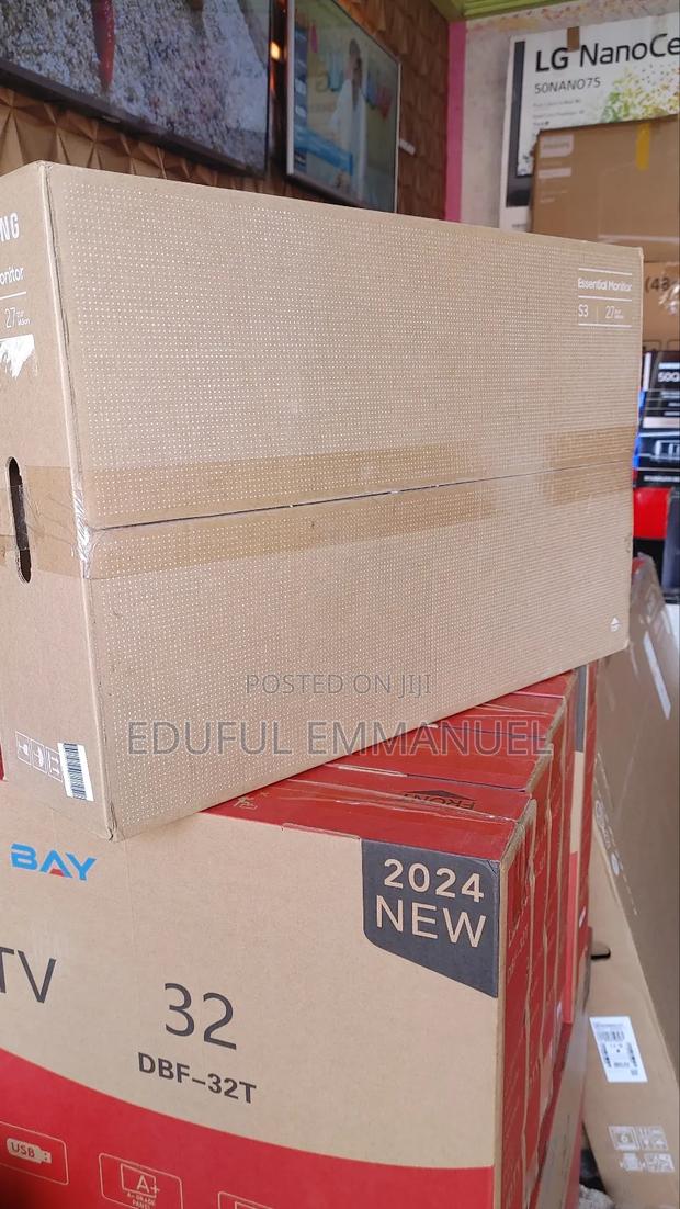 Samsung 27" Essential Monitor FHD 75hz Ips Frameless · Photo 1