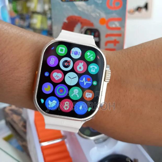 I20 Smart Watch and Earpod · Photo 2