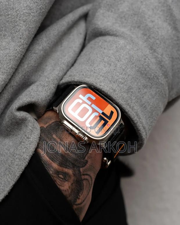 I20 Smart Watch and Earpod · Photo 3