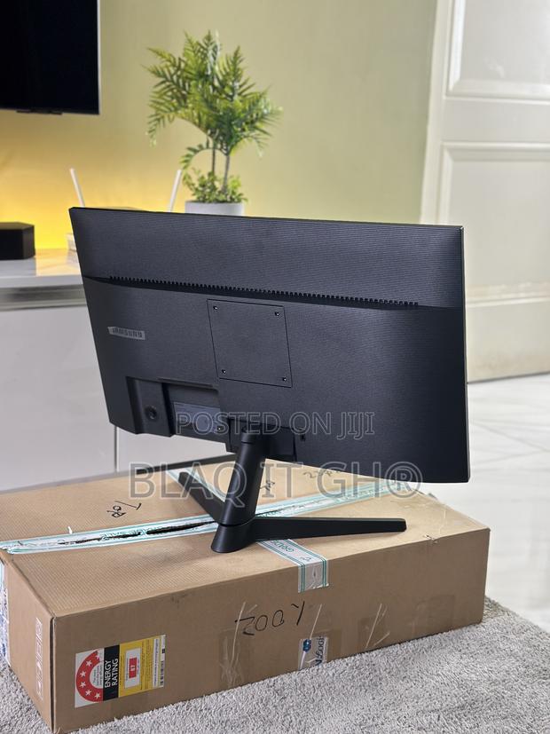Brand New Samsung 27 Inches 1080p 75htz · Photo 2