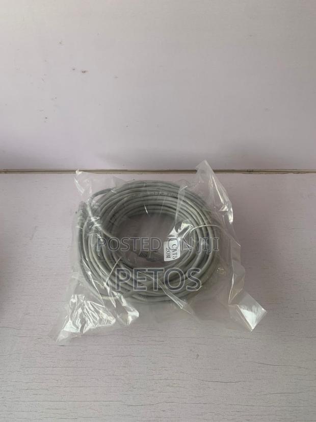 20m Cat 6 Patch Cable · Photo 1
