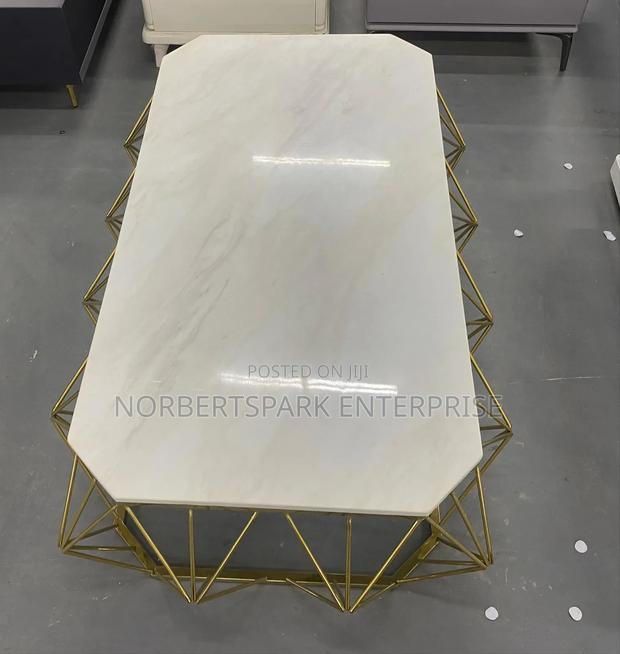 Center Table(Gl232) · Photo 2