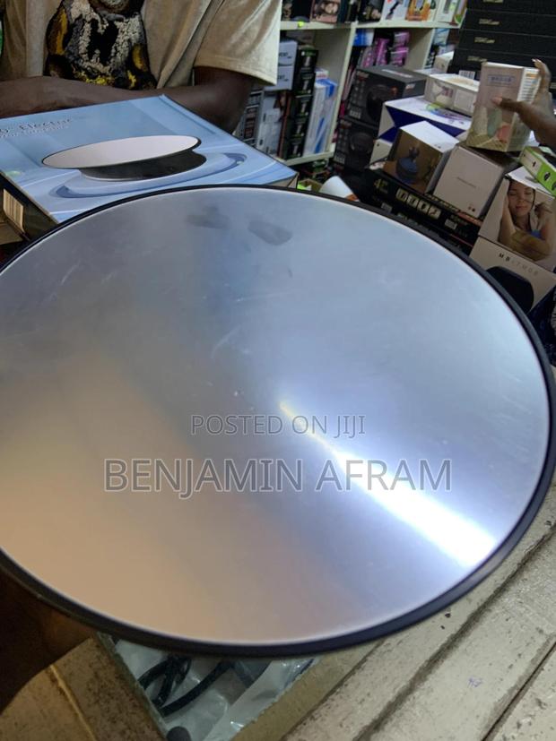 Electric Turn Table · Photo 2