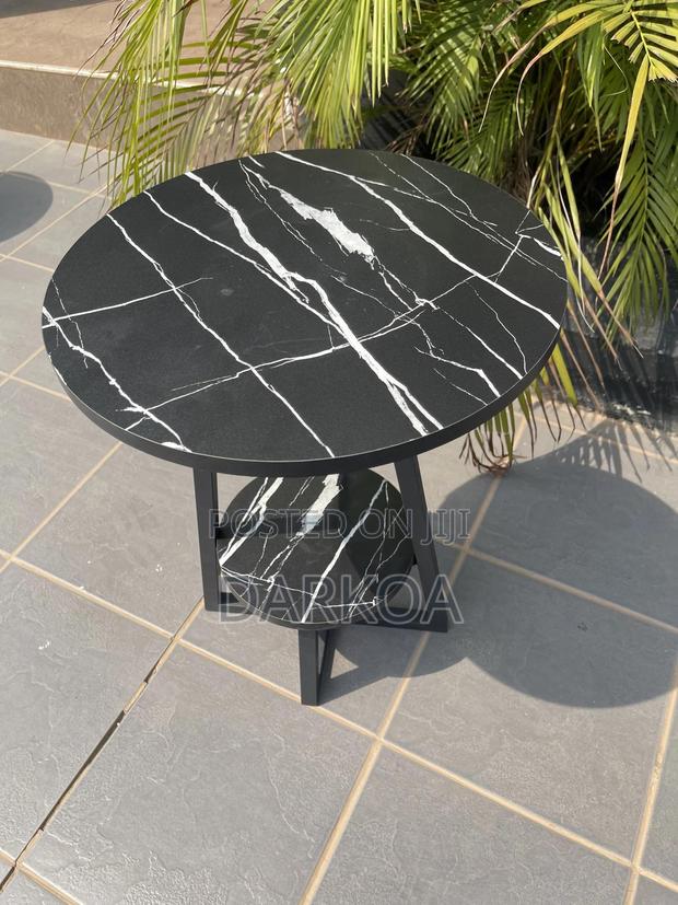 40cm Coffee Table / Side Table · Photo 8