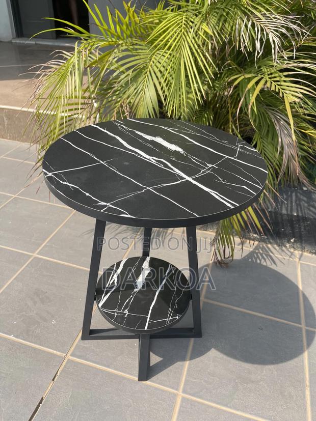 40cm Coffee Table / Side Table · Photo 5