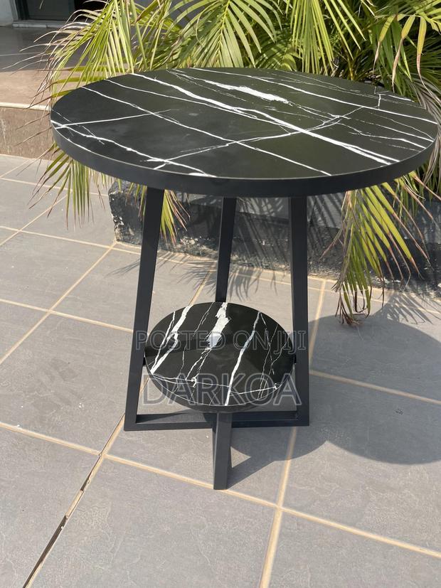 40cm Coffee Table / Side Table · Photo 4