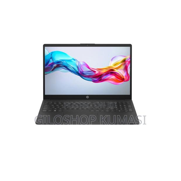 New Laptop HP 8GB Intel Core I3 SSD 256GB · Photo 1