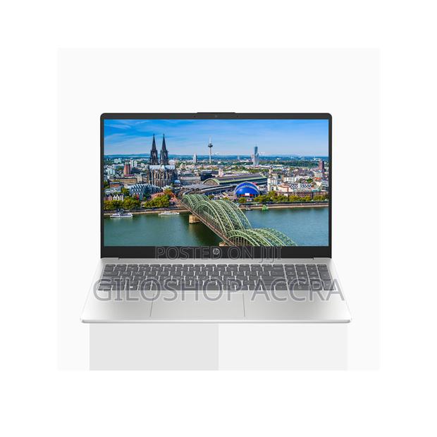 New Laptop HP 8GB Intel Core I5 SSD 512GB · Photo 1