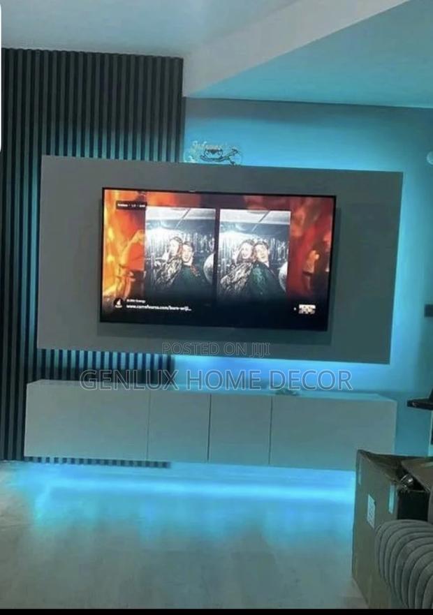 Led-Backlit TV Panels for a Cinematic Glow · Photo 2