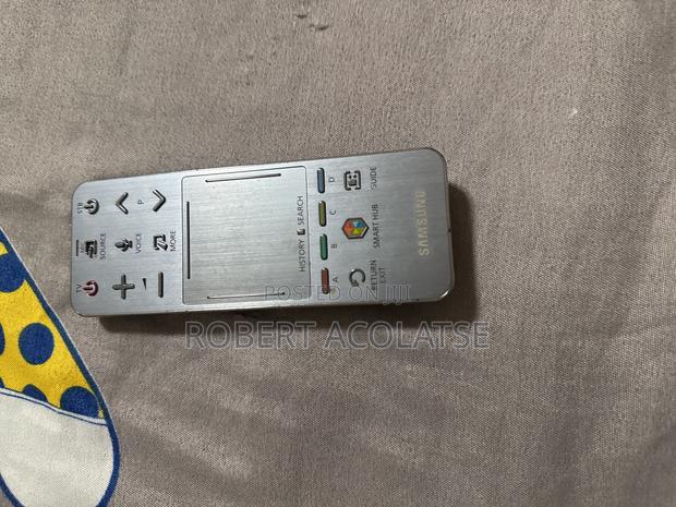 Samsung Smart Remote · Photo 2