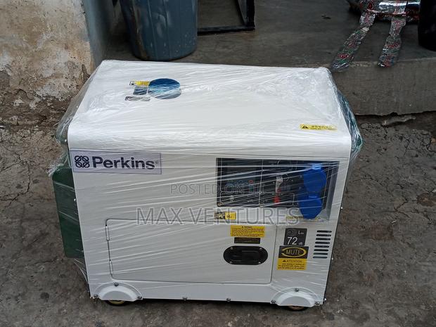 Perkins Silent 10kva Generator · Photo 1