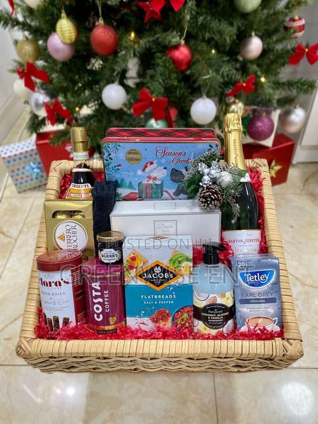 Classic Celebration Hamper · Photo 1