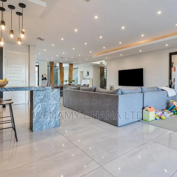 4bdrm Mansion in Accra for sale · Photo 2