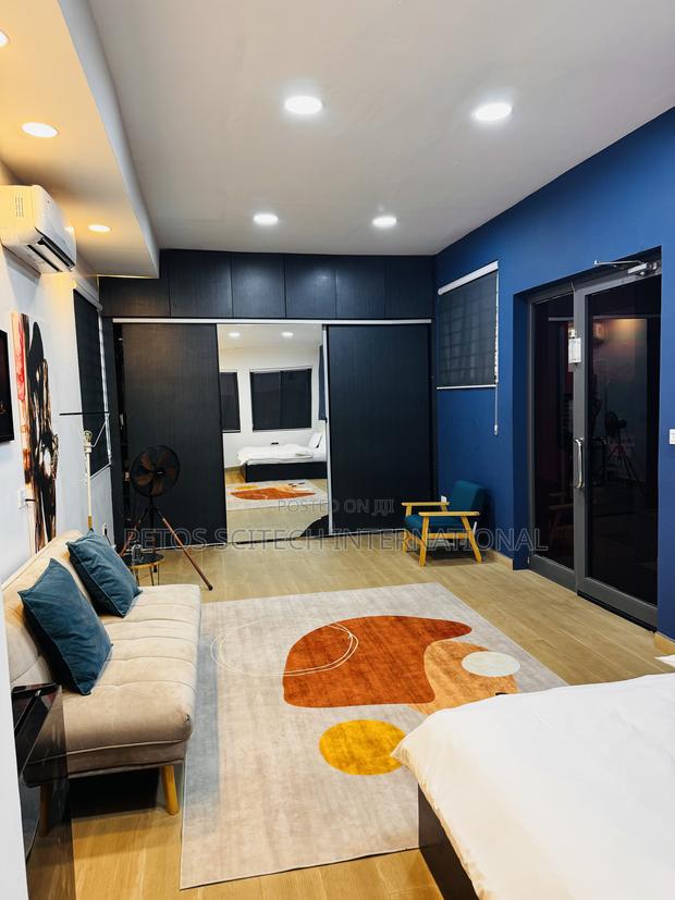 Luxury Studio Apartments · Photo 7