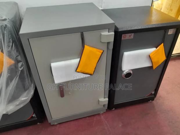 Fire Proof Safe for Office and Home · Photo 1