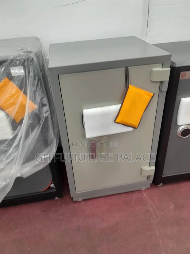 Fire Proof Safe for Office and Home · Photo 3