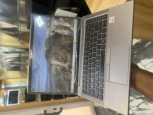 Laptop HP ZBook 14u G6 16GB Intel Core I5 SSD 256GB · Photo 2