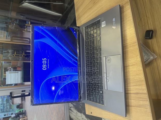 Laptop HP ZBook 15 16GB Intel Core I7 SSD 256GB · Photo 2