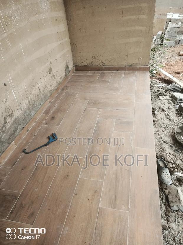 Perfect Tiles Workers · Photo 4