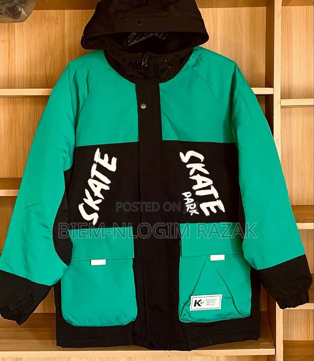 Long Up to Knee Level Winter Jacket Available · Photo 3