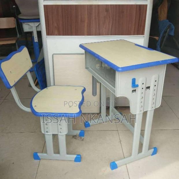 School Chairs · Photo 1