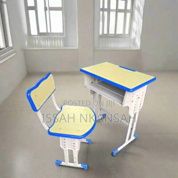 School Chairs · Photo 2
