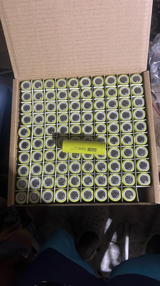 18650 Battery( Lithium Ion Battery) · Photo 3