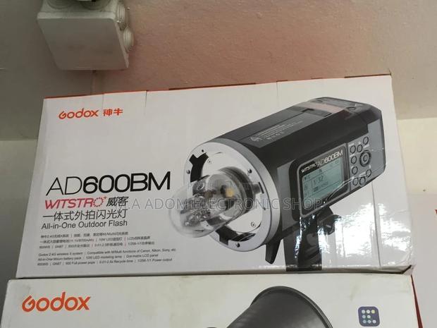 Godox AD600 Studio Power Unleashed · Photo 1