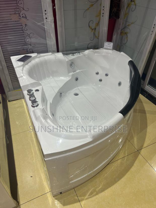 Jacuzzi-corner · Photo 1