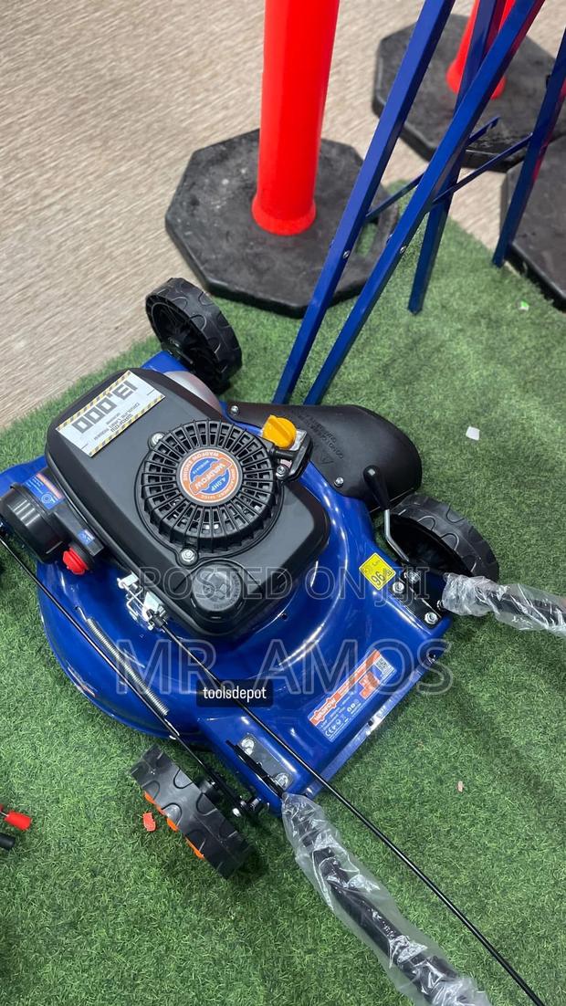 4.8hp Gasoline Lawn Mower - Wgm2a20 · Photo 1