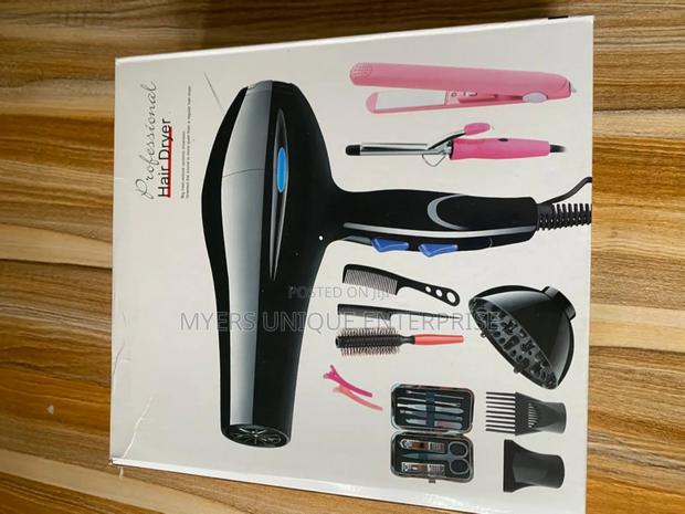 Easy to Use Hairdryer Set Accessories · Photo 1