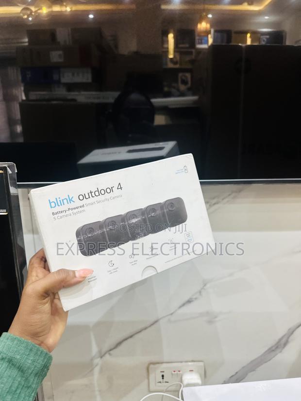 Zealous Sleek Blink Outdoor 4 · Photo 1
