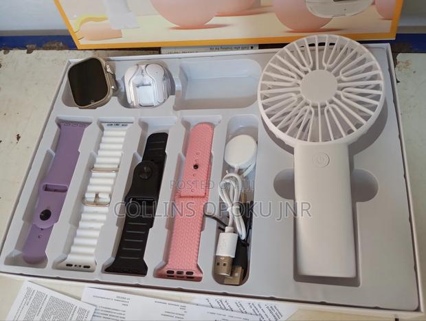 D96 Plus Smartwatch With Airdrop Hand Fan Combo - White · Photo 4